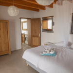 Schlafzimmer 1